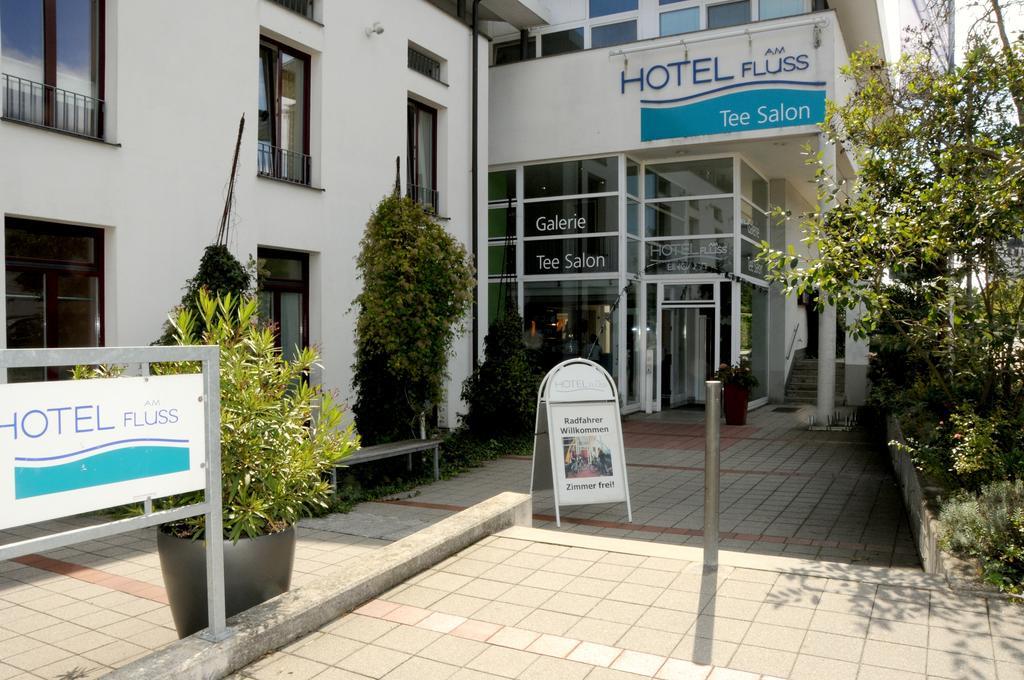 Hotel Am Fluss นอยบวร์ก อันแดร์ โดเนา ภายนอก รูปภาพ